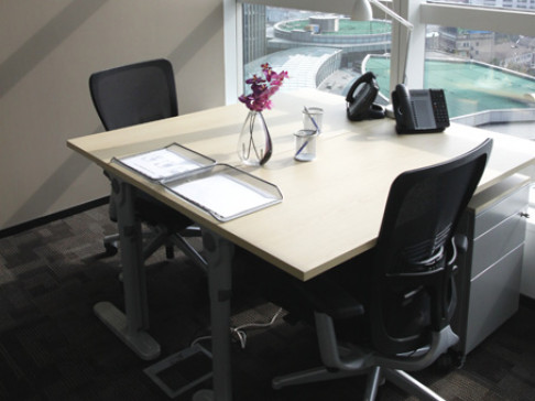 Office: Plaza, 15/F, Tower 2, Plaza 66, Shanghai, 200040
