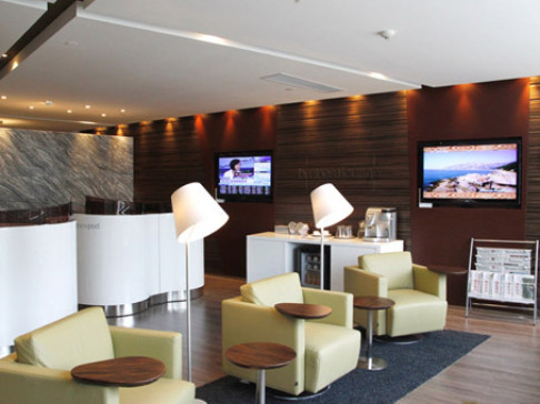 Office: Yueda, 8/F, 1111 Changshou Road, Shanghai, 200042