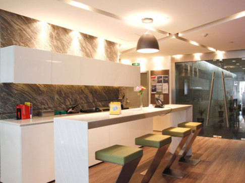 Office: Yueda, 8/F, 1111 Changshou Road, Shanghai, 200042