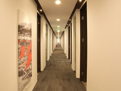 Office: Diwang Plaza, 55/F, Shun Hing Square, Shenzhen, 518022