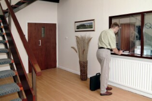 Office: Shieling House, Invincible Road, Farnborough, GU14