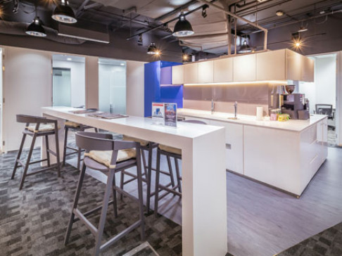 Office: HarbourFront Tower One, 1 Harbourfront Place, Singapore, 98633