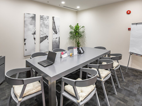 Office: JTC Summit, 8 Jurong Town Hall Road #24-03, Singapore, 609434