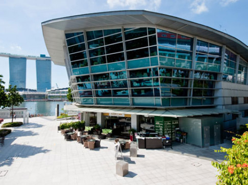 Office: One Fullerton, 1 Fullerton Road #02-01, Singapore, 49213