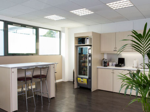 Office: Sophia Antipolis Font de L'Orme, E. Space Park, Mougins, 6250