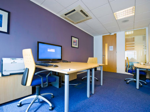 Office: Southampton Airport, International House, Southampton, SO18 2RZ