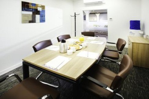 Office: Ocean Village Marina, Southampton, SO14 3XB