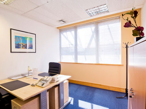 Office: St. Albans Victoria Square, Fountain Court, St Albans, AL1 3TF