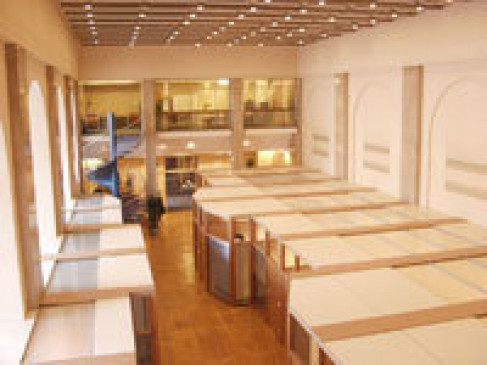 Office: Stock Exchange, Schottenring 16/2, Vienna, 1010