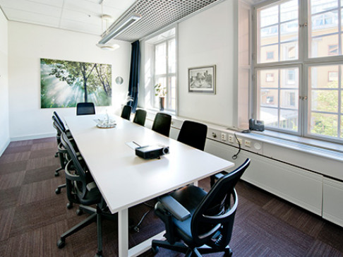 Office: Stockholm Fr, Frosundaviks All, Solna, 169 70