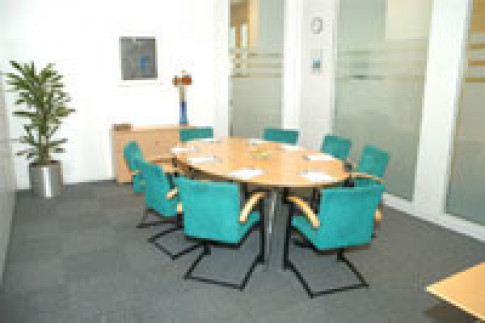 Office: Stockley Park Arena, Uxbridge, UB11