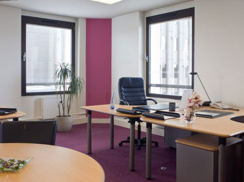 Office: Les Halles, Tour S, Strasbourg, 67000