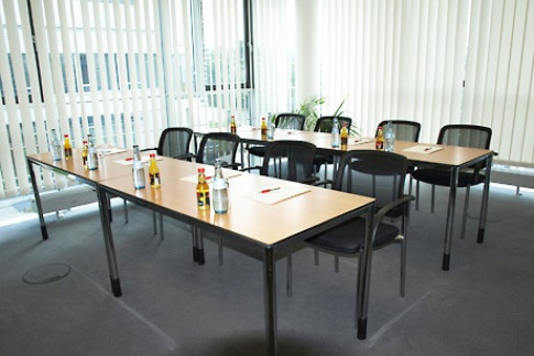 Office: Liebknechtstrabe, Stuttgart, 70565