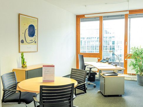 Office: Friedrichstrasse, Friedrichstrasse 15, Stuttgart, 70174