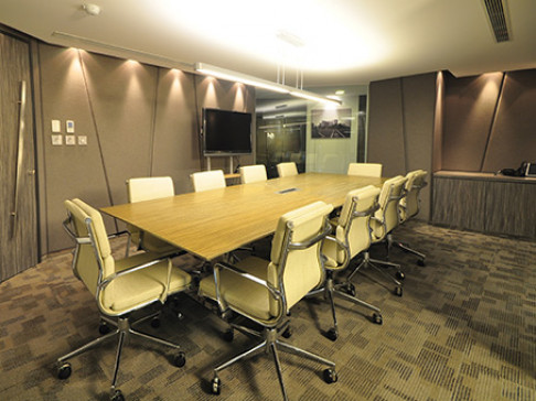 Office: Hung Tai Centre, 2/F-A, 170 Dunhua North Rd, Taipei, 10548