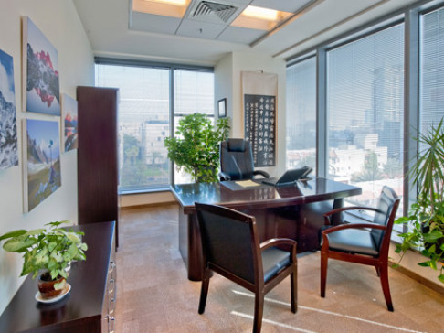 Office: Museum Tower, Berkovich St, Tel Aviv, 6423806