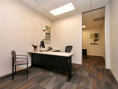 Office: Texas, Hill Country Galleria, 12600 Hill Country Boulevard, Bee Cave, TX 78738