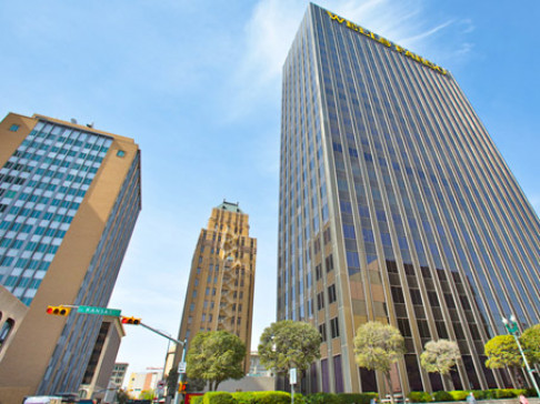 Texas, El Paso - Wells Fargo Plaza