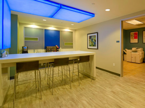 Office: Texas, Two Allen Center, Houston, TX 77002