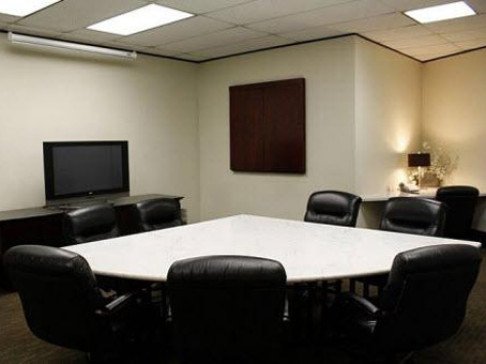 Office: Texas, Upper Kirby, 12 Greenway Plaza, Houston, TX 77046