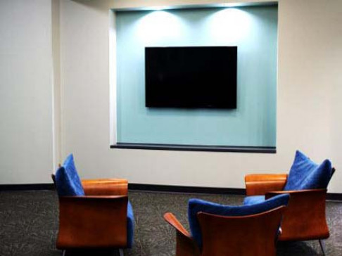 Office: Texas, Uptown, 2425 West Loop South, Houston, TX 77027
