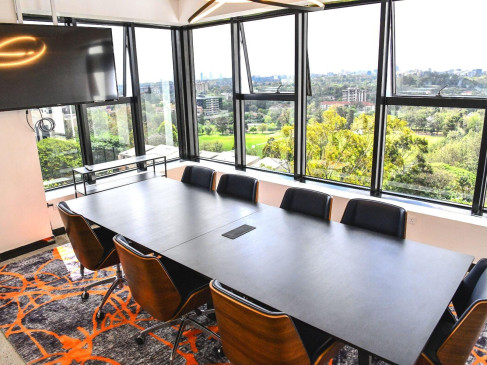 Office: The Address, Nairobi, 606