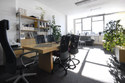 Office: The Big Peg, Vyse Street, Birmingham, B18 6NF
