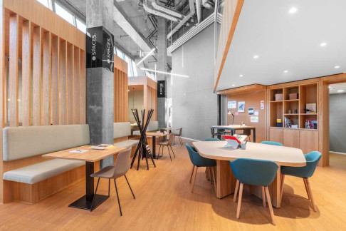 Office: The Circle 6, Zurich, 8058