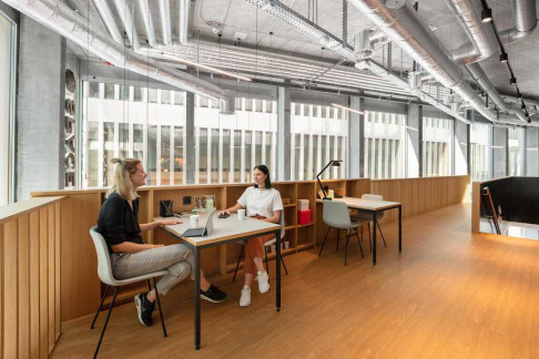 Office: The Circle 6, Zurich, 8058