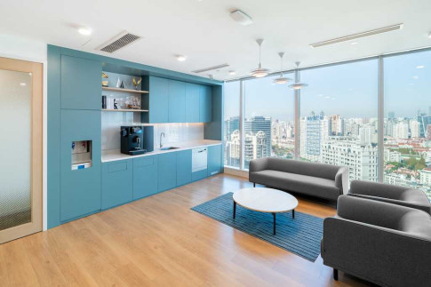 Office: No. 500 Yan An Xi Road Jing'an District, Shanghai, 200050