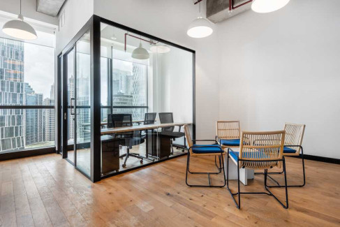 Office: Lindleystrasse 8A, Frankfurt, 60314