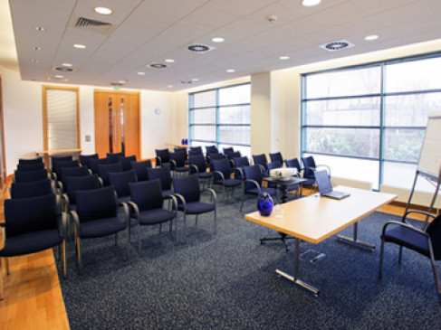Office: The Mount Business and Conference Centre, Belfast, BT6