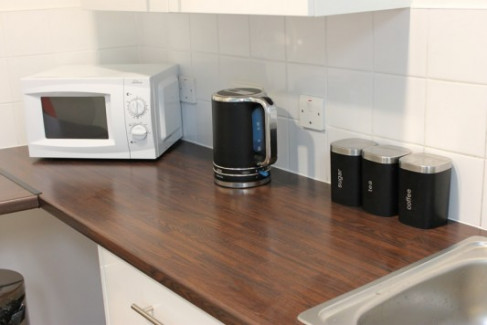 Office: The Tannery, Kikstall Road, Leeds, LS3 1HS