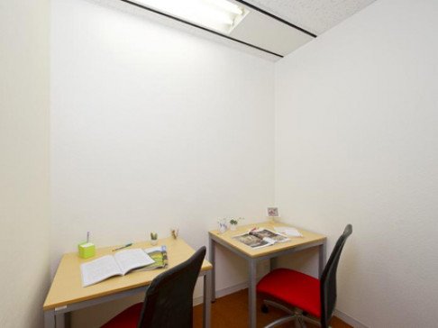 Office: Akasaka Business Place, 7F Akasaka Business Place, Tokyo, 107-0052