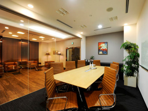 Office: Aoyama Place Canada, 1/F Place Canada, Tokyo, 107-0052