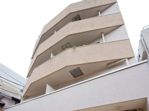 Office: Azabujuban, 1F Azabu East Court, Tokyo, 106-0044