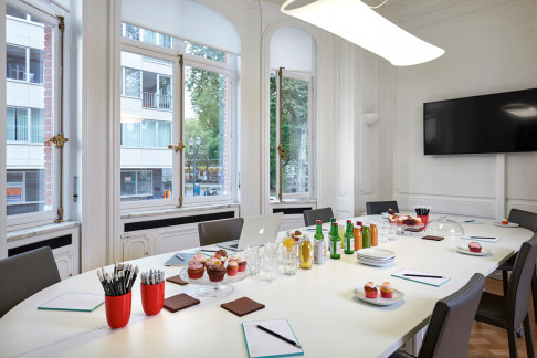 Office: Topos Louise, Avenue Louise 367, Brussels, 1050