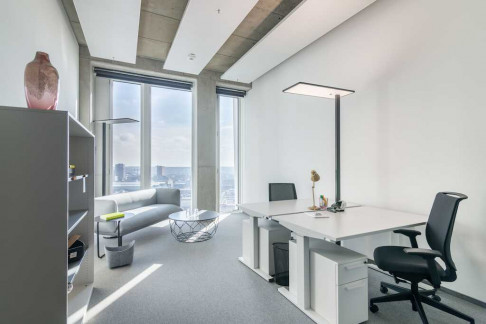 Office: Br&uuml;sseler Strasse 1-3, Frankfurt, 60327