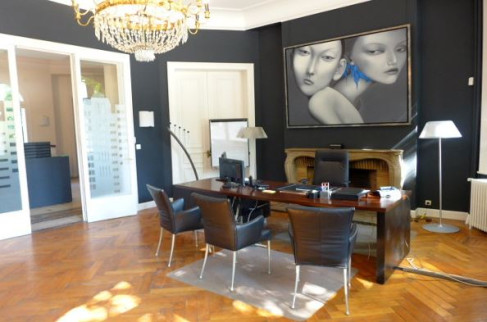Office: Boulevard Pater, Valenciennes, 59593