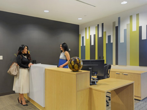 Office: HSBC, 885 West Georgia Street, Vancouver, V6C 3E8