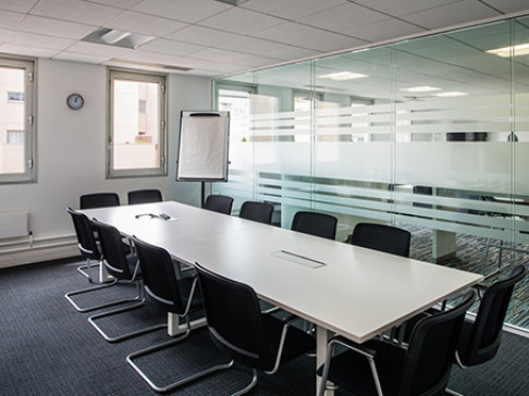 Office: Auguste Comte, 6 rue Auguste Comte, Vanves, 92170