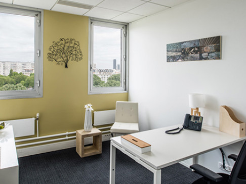 Office: Auguste Comte, 6 rue Auguste Comte, Vanves, 92170