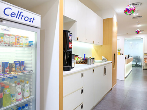 Office: Vasant square, Vasant Kunj, Level 3 Vasant Square Mall, New Delhi, 110070