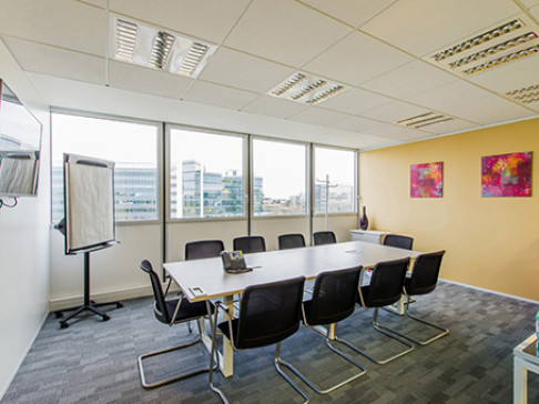 Office: Velizy-Villacoublay, Guynemer, 13 avenue Morane Saulnier, Velizy Villacoublay, 78457