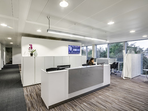 Office: Station Lakeside, Chemin Jean-Baptiste Vandelle 3A, Versoix, CH-1290