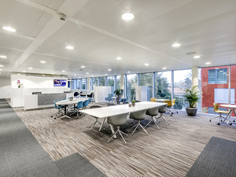 Office: Station Lakeside, Chemin Jean-Baptiste Vandelle 3A, Versoix, CH-1290