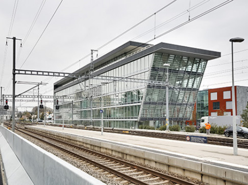 Office: Station Lakeside, Chemin Jean-Baptiste Vandelle 3A, Versoix, CH-1290