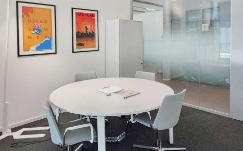 Office: Via Monte Rosa, 91, Milan, 20149