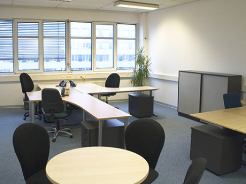 Office: Vienna Cityport, Simmeringer Hauptstrasse 24, Vienna, A-1110