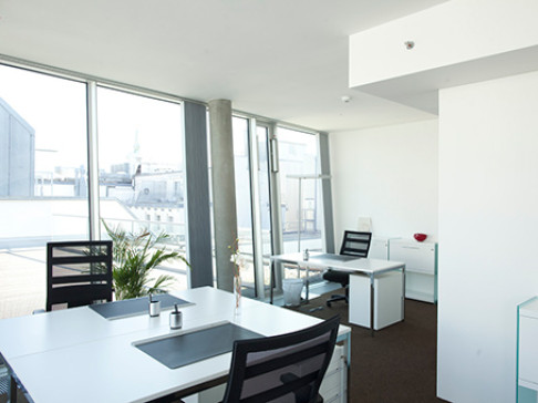 Office: Flybridge, Mariahilfer Strasse 36, Vienna, A-1070